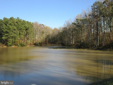 1091 Claypipe Dr, Huntingtown, MD 20639 - photo 4