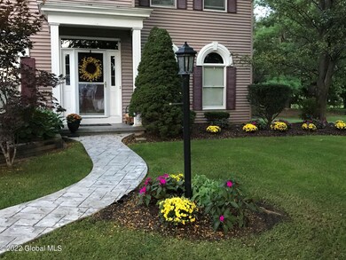 1009 Cuyler Ct, Slingerlands, NY 12159 - photo 2