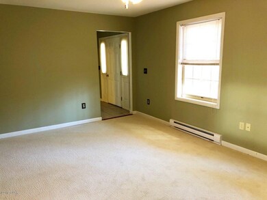 102 Mount Laurel Ln, Dingmans Ferry, PA 18328 - photo 7