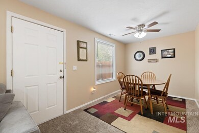 806 E Sheridan Ave, Nampa, ID 83686 - photo 3