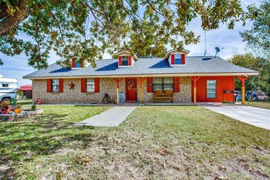 1303 County Road 4797, Springtown, TX 76082 - photo 4