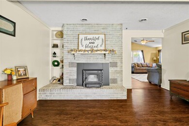 610 Ingle Dr, Ossian, IN 46777 - photo 4