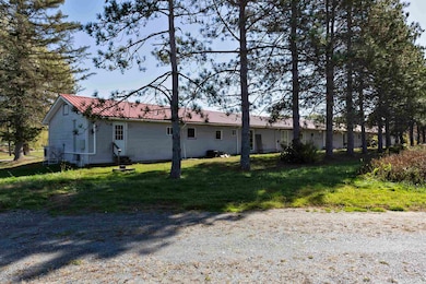 3507 Claremont Rd, Charlestown, NH 03603 - photo 6