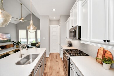 958 Lilly Flower Ln, Houston, TX 77091 - photo 4