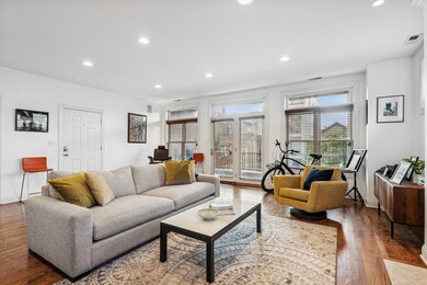 unlisted-address, Chicago, IL 60642 - photo 4