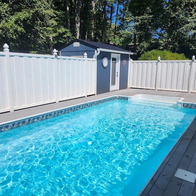 404 Yates St, South Boston, VA 24592 - photo 5