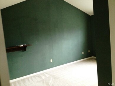 1512 Cambridge Dr, Macungie, PA 18062 - photo 5