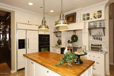 Kitchen-Island