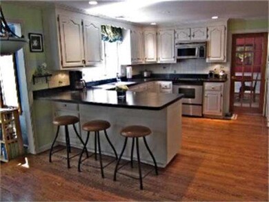 9 Fieldstone Dr, Medfield, MA 02052 - photo 5