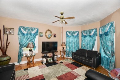 63 Whipple St, Worcester, MA 01607 - photo 2