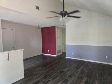 LIVINGROOMjpg