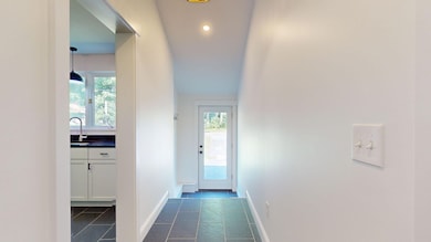 23-web-or-mls-42-Two-Rod-Road-Scarboroug