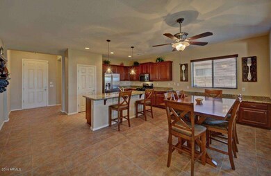 Kitchen  (2)
