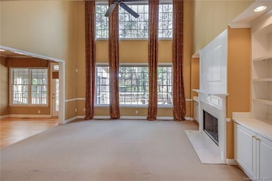 Soaring Ceiling in Great Room. Updated Carpet, Cus