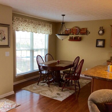 424 Persimmon Dr, Mount Washington, KY 40047 - photo 7