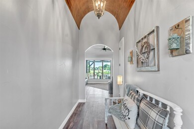 121 Amanda Ln, Springtown, TX 76082 - photo 5