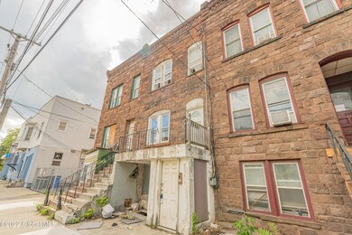 261 Quail St, Albany, NY 12203 - photo 2