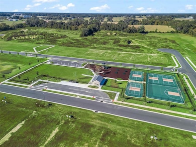 0 NE 125th Loop Phase 4, Oxford, FL 34484 - photo 4