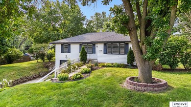 8535 Cuming St, Omaha, NE 68114 - photo 2