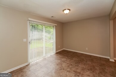 3041 Sable Run Rd, Atlanta, GA 30349 - photo 6