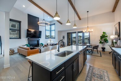 7_Kitchen_high_3679989