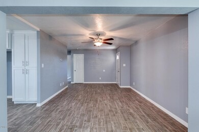 3654 N 79th Dr, Phoenix, AZ 85033 - photo 6