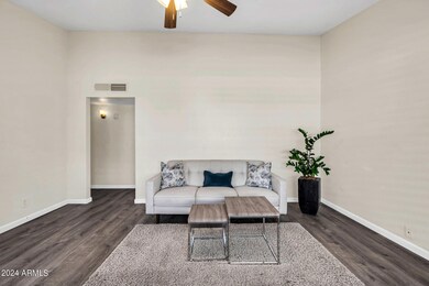 6409 S Newberry Rd unit D, Tempe, AZ 85283 - photo 4