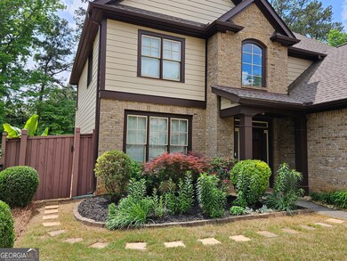 3943 Dunaire Dr, Stone Mountain, GA 30083 - photo 4