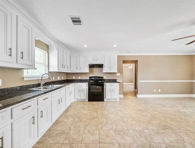 8221 Brockton St unit A, Houston, TX 77017 - photo 5