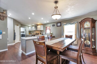 Quick Pic Tours - 20220416-6310DesertDaw