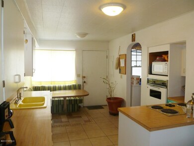 Eat in Area in Kitchen