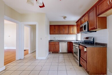 427 Ferry St, Everett, MA 02149 - photo 4