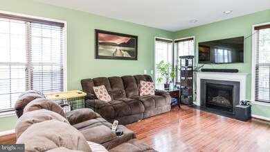 42718 Ogilvie Square, Ashburn, VA 20148 - photo 7