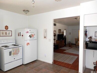 705 F St, Sparks, NV 89431 - photo 6