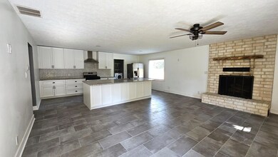 1502 E Stanford 2