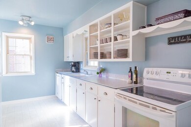 4026 39th Place, Des Moines, IA 50310 - photo 3