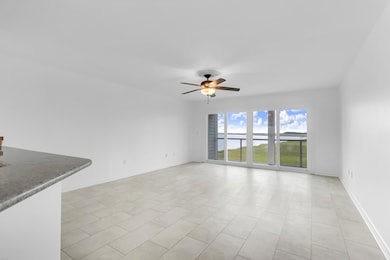 100 W Mariners Cay Dr, Folly Beach, SC 29439 - photo 4