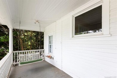 And here's a closeup of that great porch swing. No