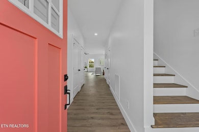 4310 Van Dyke Dr, Knoxville, TN 37919 - photo 4