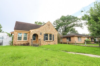 3324 Chaffin St, Houston, TX 77087 - photo 2