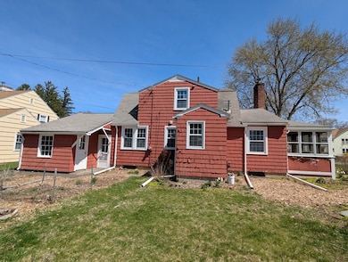 314 Mackenzie Ave, Holyoke, MA 01040 - photo 4