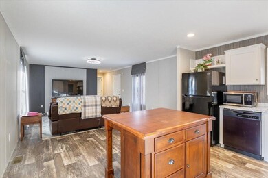 06-103_Bray_Ave_05