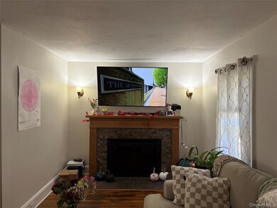 45 Central Pkwy, Huntington, NY 11743 - photo 4