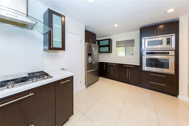 21817 Providencia St, Woodland Hills, CA 91364 - photo 4