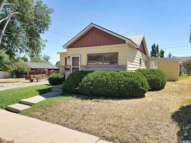 525 8th St, Evanston, WY 82930 - photo 2