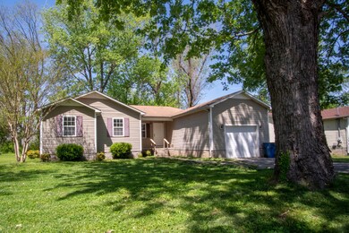 202 W Taylor St, Manchester, TN 37355 - photo 3