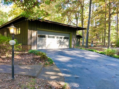 923 Glamis Circle Signal Mountain, TN