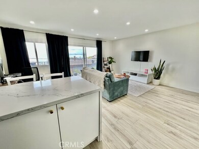 1027 N Coast Hwy unit 6, Laguna Beach, CA 92651 - photo 2