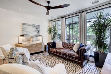 1579 Sue Barnett Dr, Houston, TX 77018 - photo 7