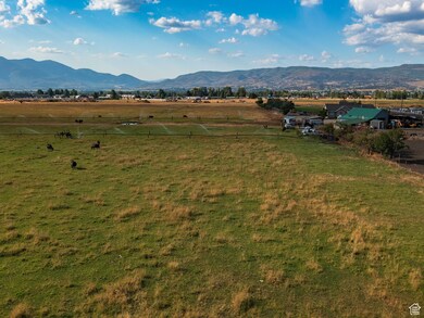 1581 E Little Sweden Rd unit 2, Daniel, UT 84032 - photo 2